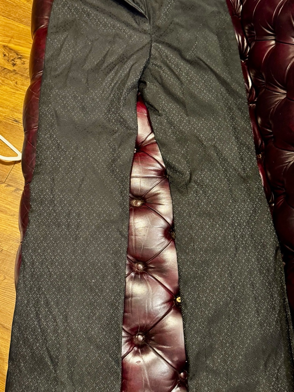 Tahari Black Textured Dress Pants with Geometric Jacquard